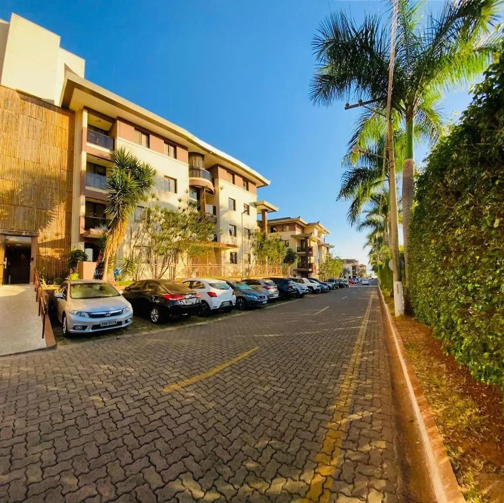 Apt 2 Suites No Life Resort Com Vista Parcial Para O Lago E Lazer Completo Brasília 0*,